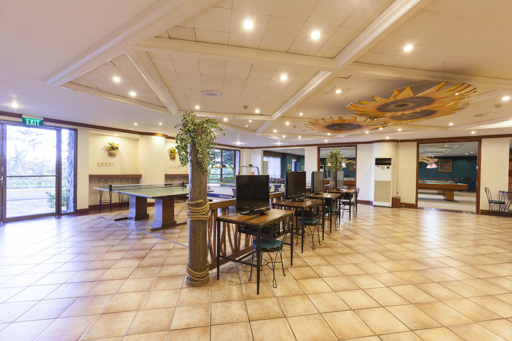 Canyon Woods Resort Club Tagaytay Tagaytay City Exterior foto